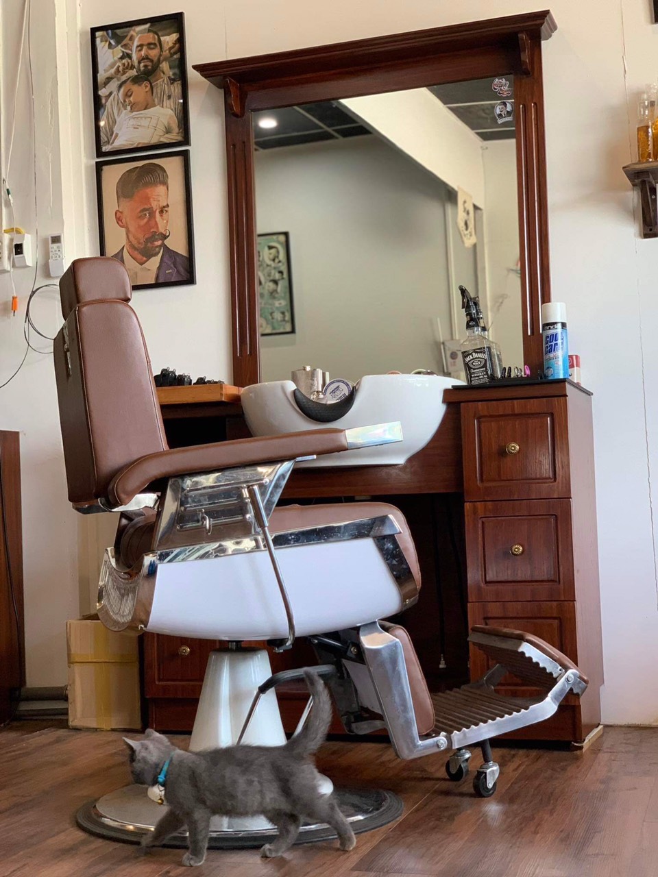 Lion Decor – Ghế Barber Cao Cấp | Ghế Cắt Tóc Nam – Nội Thất Barber Chuyên Nghiệp