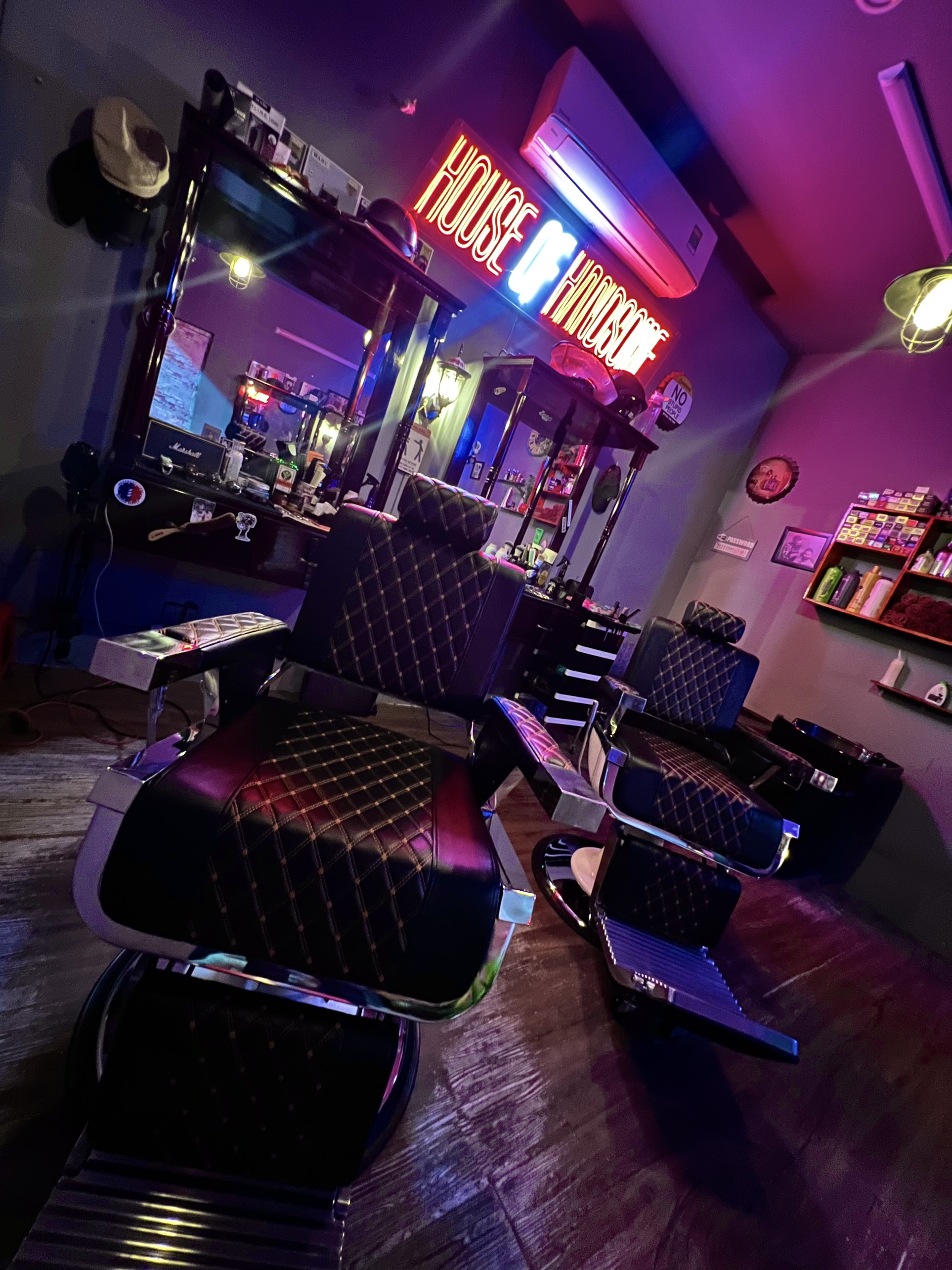 Lion Decor – Ghế Barber Cao Cấp | Ghế Cắt Tóc Nam – Nội Thất Barber Chuyên Nghiệp