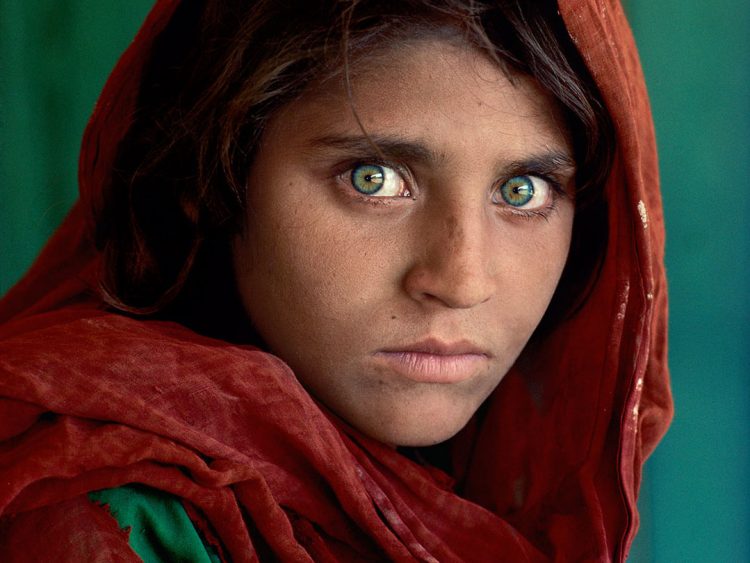 Cô gái Afghanistan: bức ảnh có ảnh hưởng bậc nhất mọi thời đại