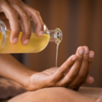 Tinh dầu massage