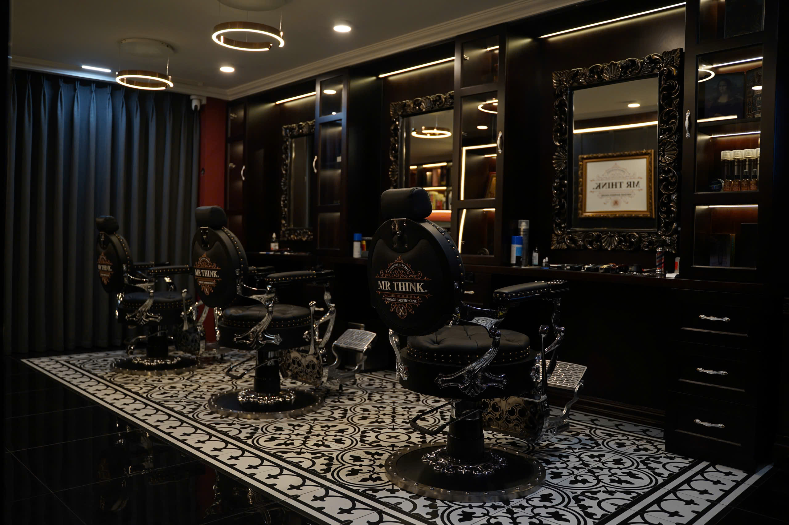 Lion Decor – Ghế Barber Cao Cấp | Ghế Cắt Tóc Nam – Nội Thất Barber Chuyên Nghiệp