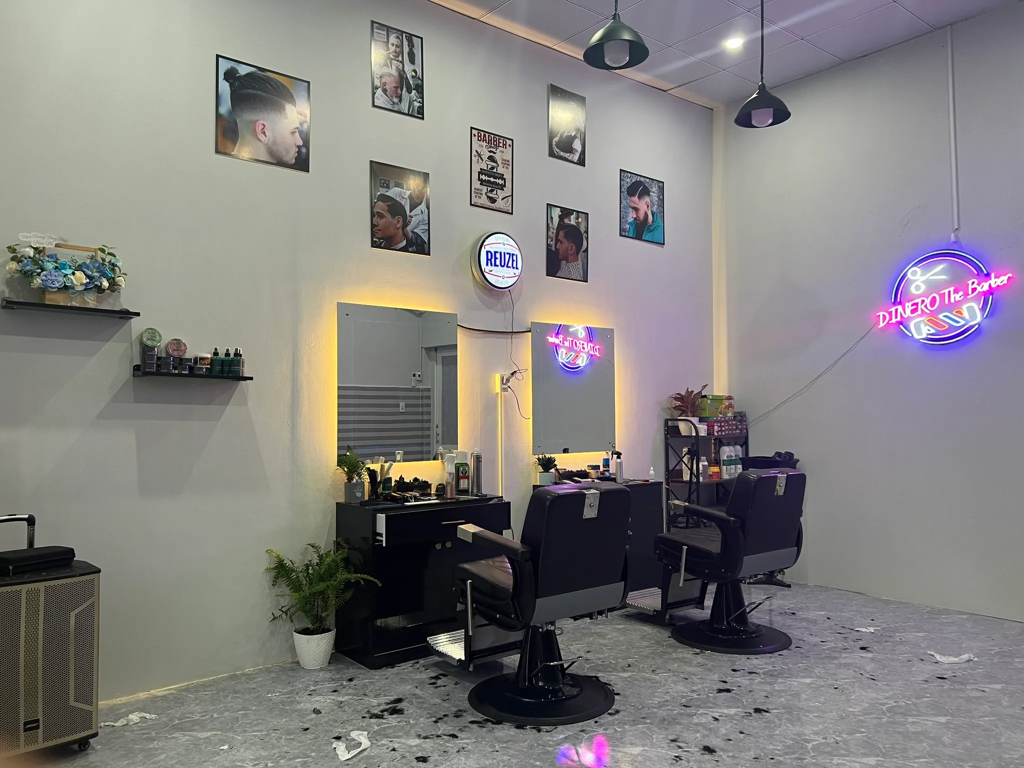 Trang Trí Tiệm Tóc Barber