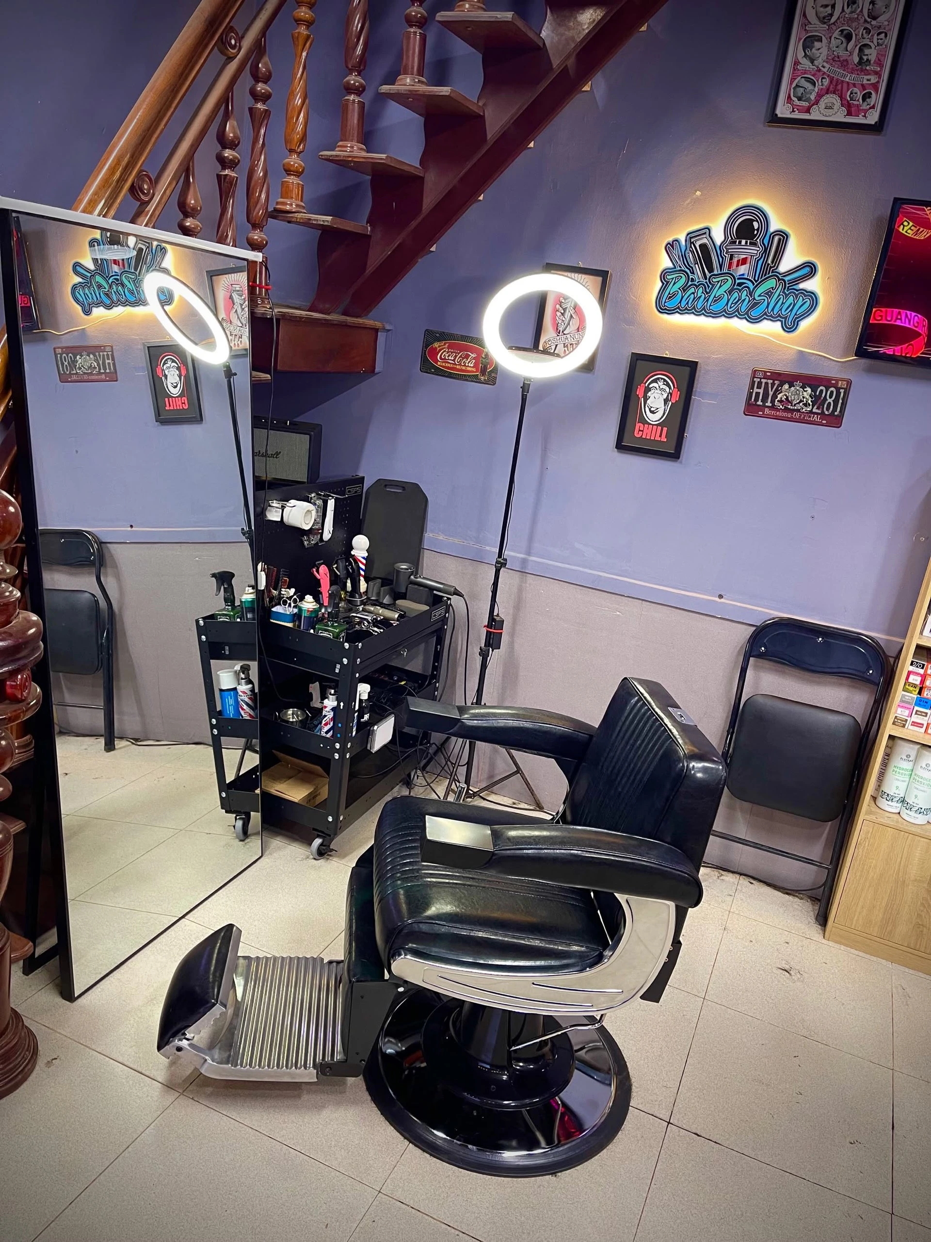 Setup Tiệm Barber Chỉ Với 20 Triệu – Bí Quyết Khởi Nghiệp Tiết Kiệm 2025 5 Setup tiệm barber chỉ với 20 triệu