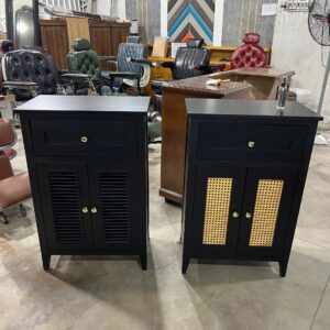 Alternative view of Tủ Cạnh Gương Barber Cửa Đan Mây – Thiết Kế Theo Yêu Cầu