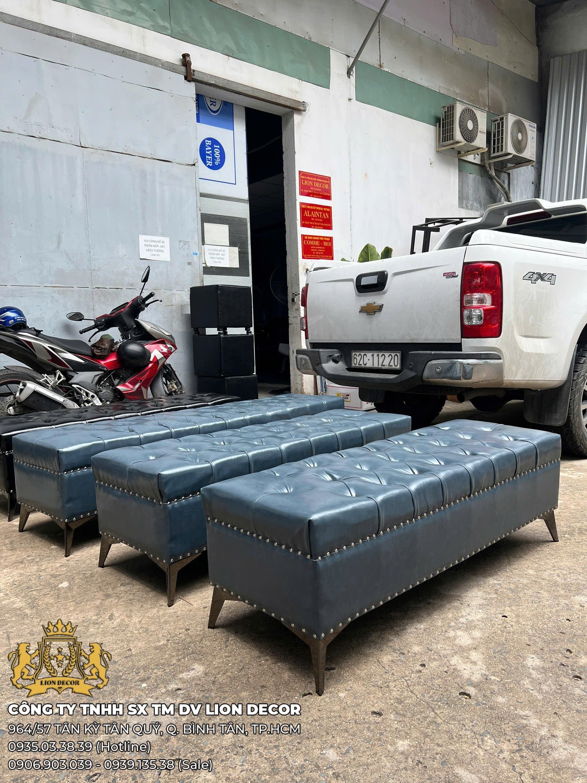 Sofa chờ barber cao cấp cho barbershop sofa-cho-ghe-cho-cat-toc