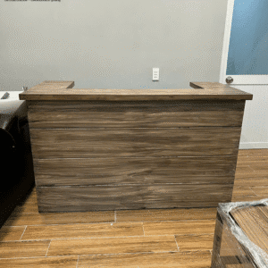 Quầy Thu Ngân Gỗ Mộc – Thiết Kế Theo Yêu Cầu