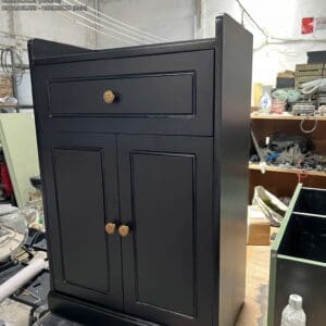 Tủ Cạnh Gương Barber – Thiết Kế Theo Yêu Cầu