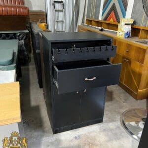 Tủ Cạnh Gương Barber Có Khay Treo Dụng Cụ – Thiết Kế Theo Yêu Cầu