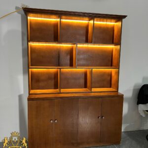 Tủ Trưng Bày Barber 2 Tầng Có LED – Thiết Kế Theo Yêu Cầu