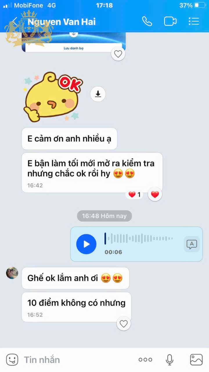 Khách hàng đánh giá độ bền của ghế barber cao cấp sau thời gian dài sử dụng